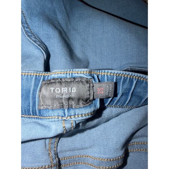 Torrid women’s pull up drawstring light blue jeans - Picture 10 of 16